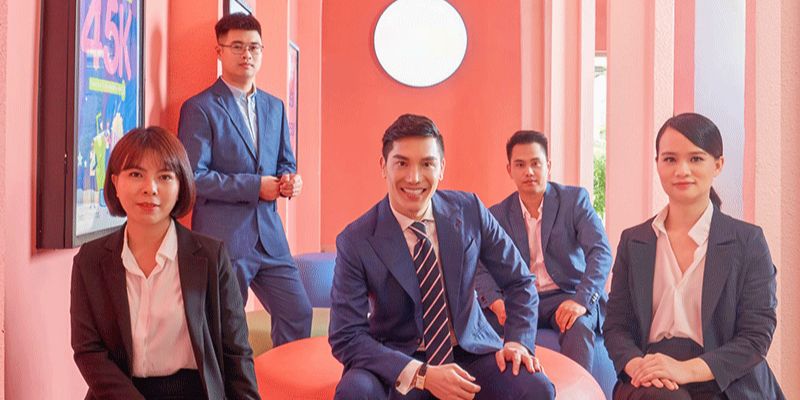 CEO và đội ngũ nhân sự của thương hiệu cá cược
